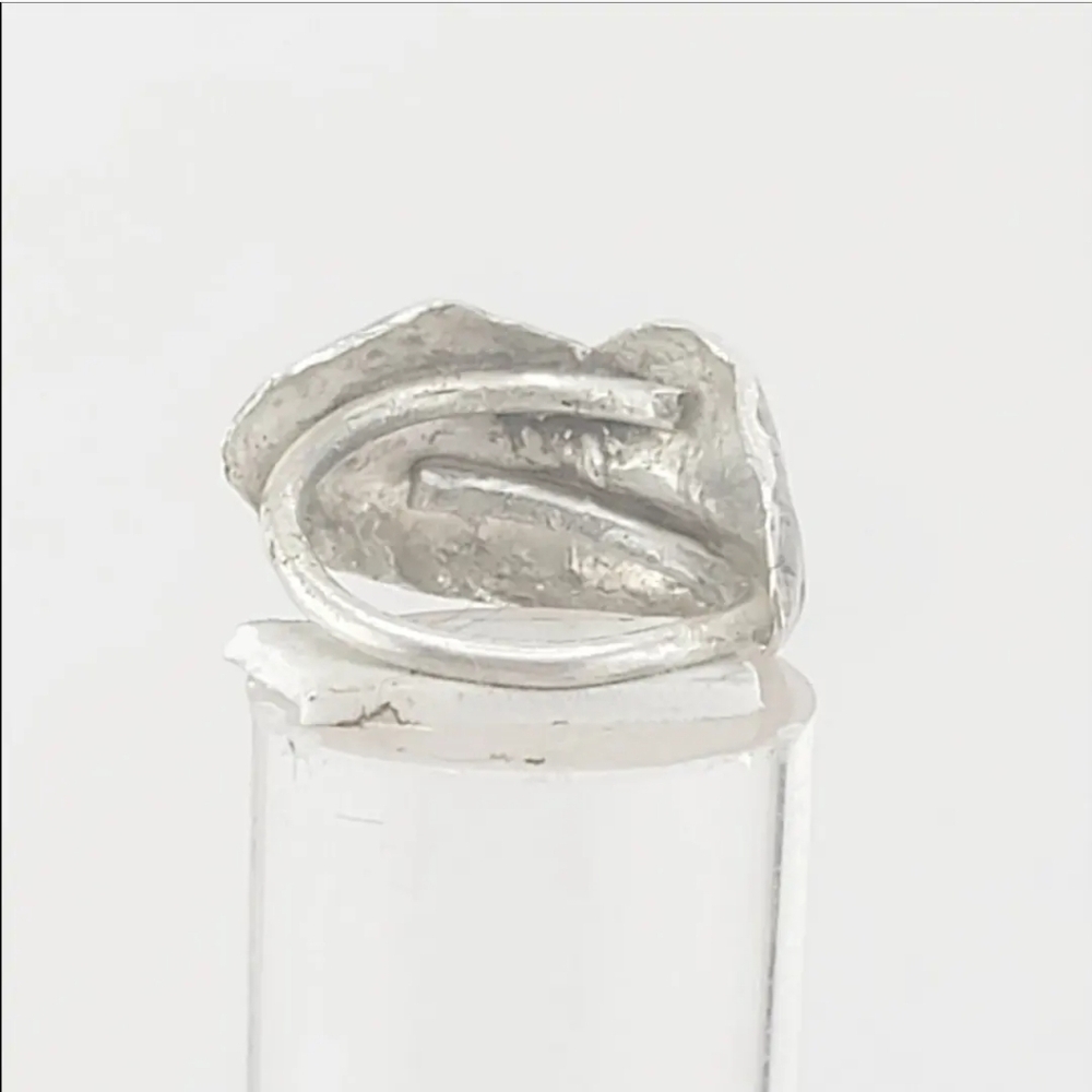 KISS ME 3D RING LIPS SHAPE HANDMADE IN STERLING SILVER METAL SIZE 9 - Picture 5 of 5